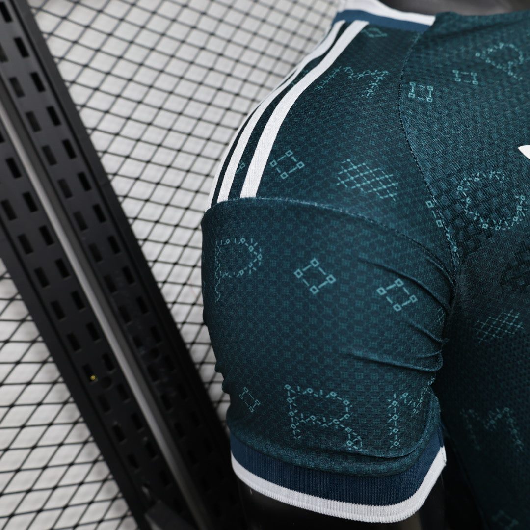 球员26.27皇马客S一3XL Football Jersey
